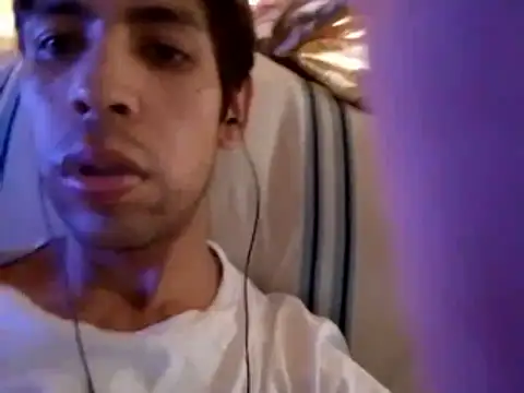 Snapshot of Crischicofresa chatting on March 1, 2026, 7:38 pm Crischicofresa online show from March 1, 2026, 7:38 pm