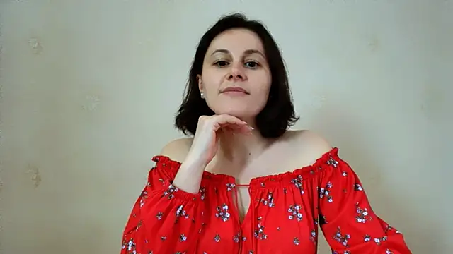 Snapshot of Inessa_beauty chatting on April 26, 2026, 1:09 pm Inessa beauty online show from April 26, 2026, 1:09 pm
