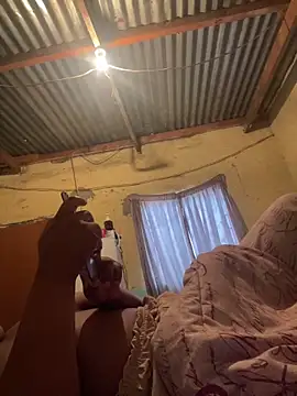 Snapshot of friendlybitch22 chatting on March 4, 2026, 5:35 am friendlybitch22 online show from March 4, 2026, 5:35 am