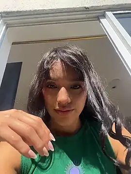 Mia-villalobos online show from March 31, 2026, 2:06 pm