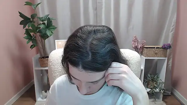 MistyBree online show from March 9, 2026, 9:13 am