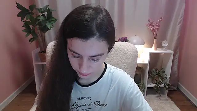 MistyBree online show from March 13, 2026, 9:05 am