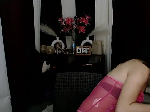Snapshot of AnaxandraVenomLips chatting on May 25, 2026, 8:26 pm AnaxandraVenomLips online show from May 25, 2026, 8:26 pm