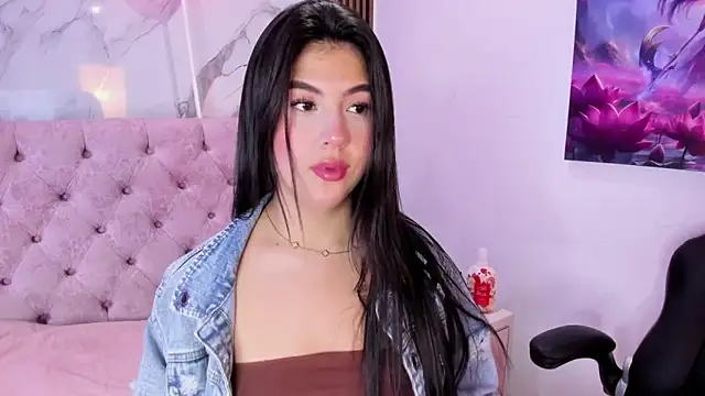 Snapshot of AbrilQuintana_ chatting on April 30, 2026, 11:27 am AbrilQuintana online show from April 30, 2026, 11:27 am