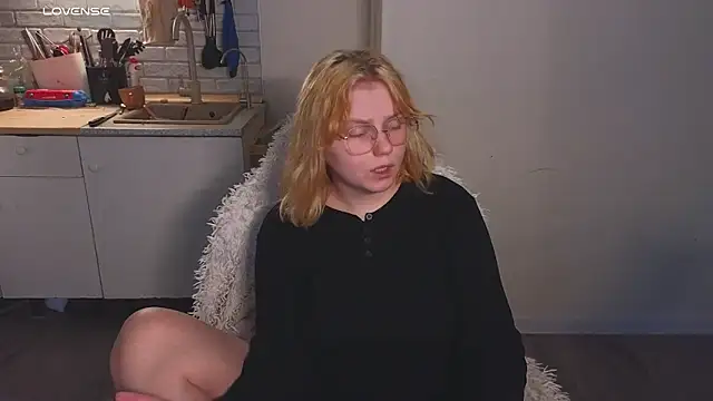 soft focus online show from May 30, 2026, 4:53 am