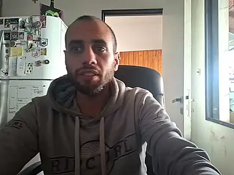 Snapshot of oroenbarra chatting on July 28, 2026, 1:54 pm oroenbarra online show from July 28, 2026, 1:54 pm