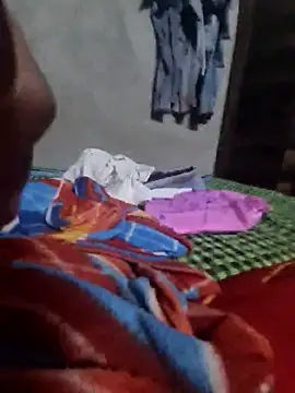   Madarchod   online show from April 27, 2026, 1:09 pm