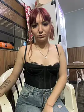 Foxxyice online show from March 8, 2026, 5:44 am