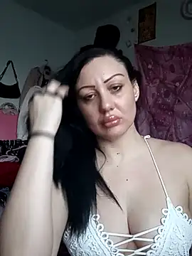 Snapshot of Eufrozina4 chatting on March 10, 2026, 4:01 pm Eufrozina4 online show from March 10, 2026, 4:01 pm