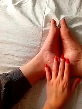 BombonaVip online show from March 7, 2026, 11:02 pm