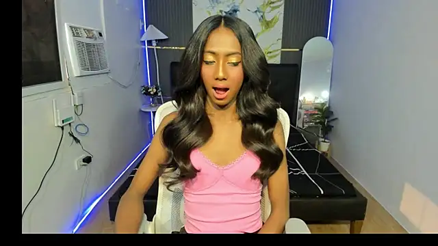 BlackbarbieXXL online show from April 3, 2026, 8:01 am