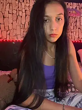 Snapshot of anamaria04 chatting on May 10, 2026, 8:58 pm anamaria04 online show from May 10, 2026, 8:58 pm