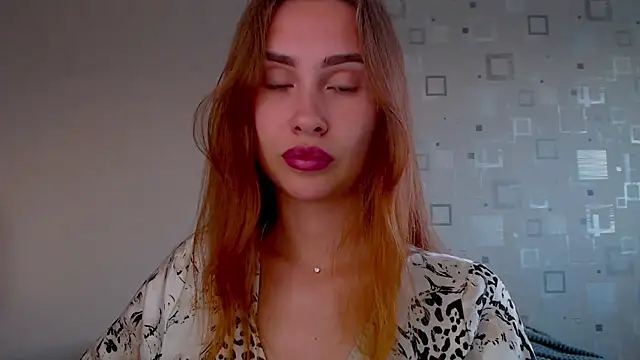 Snapshot of yourameliaa chatting on June 2, 2026, 4:09 pm yourameliaa online show from June 2, 2026, 4:09 pm