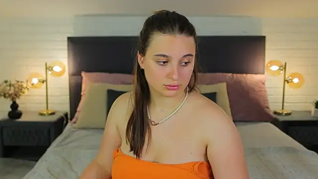 Snapshot of Nicole_De_Lux chatting on June 29, 2026, 12:05 pm Nicole De Lux online show from June 29, 2026, 12:05 pm