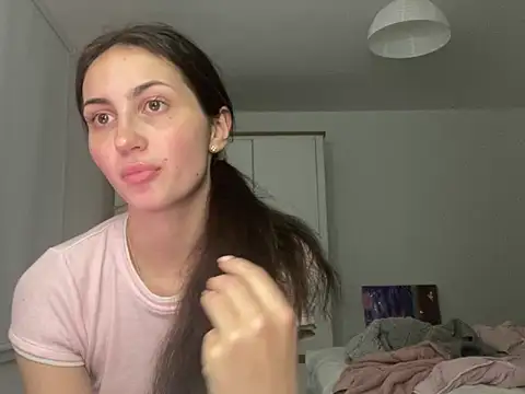 Ellamay06 online show from March 4, 2026, 7:42 pm