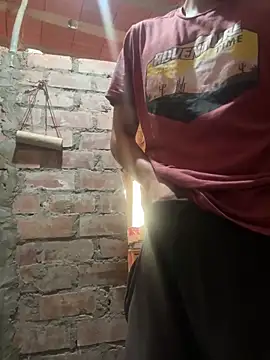 Snapshot of colageno_2005 chatting on March 1, 2026, 10:34 pm colageno 2005 online show from March 1, 2026, 10:34 pm