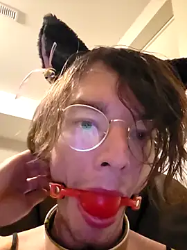 Snapshot of KinkyKittyBoy chatting on May 13, 2026, 4:54 am KinkyKittyBoy online show from May 13, 2026, 4:54 am