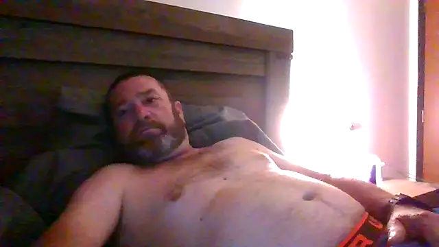 Snapshot of Beaededpainter chatting on May 28, 2026, 6:27 pm Beaededpainter online show from May 28, 2026, 6:27 pm