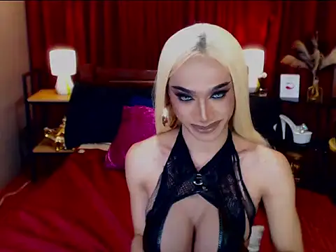 KieraLee online show from March 29, 2026, 4:56 am