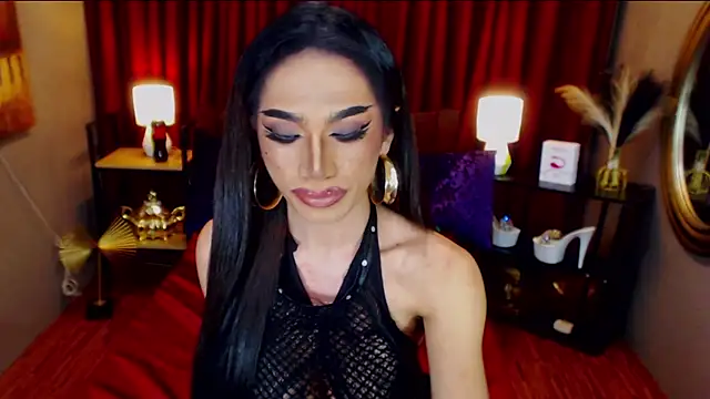 Snapshot of KieraLee chatting on May 2, 2026, 3:11 am KieraLee online show from May 2, 2026, 3:11 am