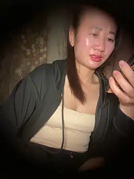 Candy baby01 online show from March 18, 2026, 1:25 pm