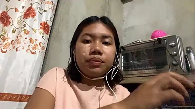 MatildaMozick online show from March 3, 2026, 9:53 pm