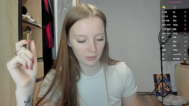 Mary Blu online show from October 25, 2025, 12:34 pm