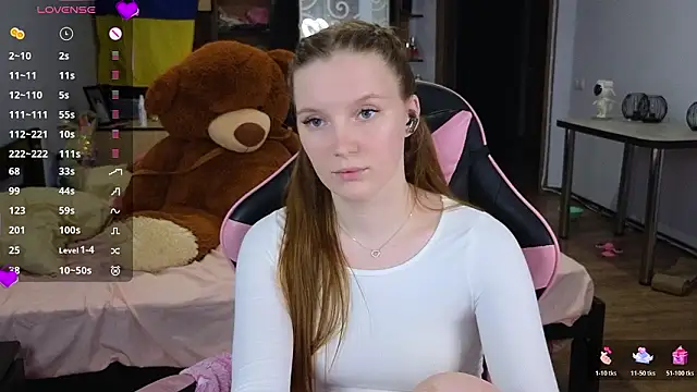 Snapshot of Mary_Blu chatting on March 13, 2026, 8:15 pm Mary Blu online show from March 13, 2026, 8:15 pm