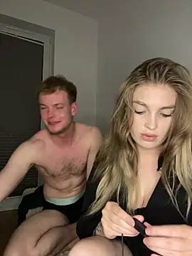  Renesme  online show from June 11, 2026, 9:57 pm