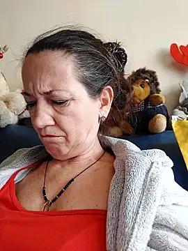 anayss17 online show from March 28, 2026, 1:43 pm