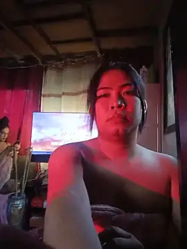 Roxanne Smith23 online show from May 16, 2026, 10:41 pm