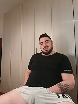 Snapshot of bear_skinny chatting on July 22, 2026, 9:45 am bear skinny online show from July 22, 2026, 9:45 am