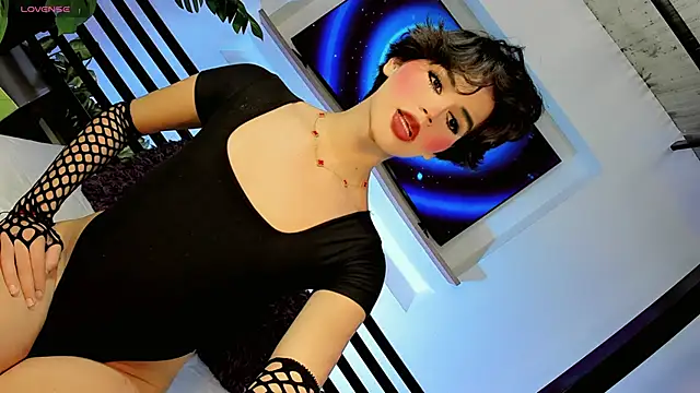 Snapshot of Valentiina_Foxx chatting on June 5, 2026, 2:01 pm Valentiina Foxx online show from June 5, 2026, 2:01 pm