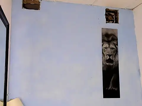 Snapshot of tyler_bell_ chatting on May 16, 2026, 10:36 am tyler bell online show from May 16, 2026, 10:36 am