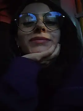 Naomimolie online show from March 30, 2026, 11:17 pm