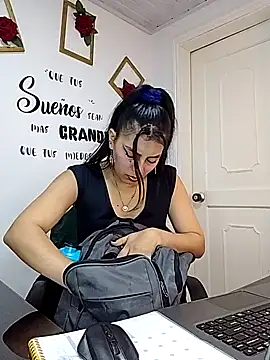 jaade doll online show from March 21, 2026, 1:16 pm