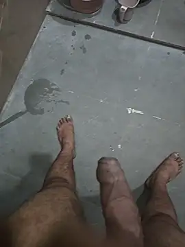 bigbuldgee online show from April 28, 2026, 2:11 pm