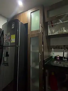 ManuelaVeeleez online show from March 7, 2026, 6:32 am