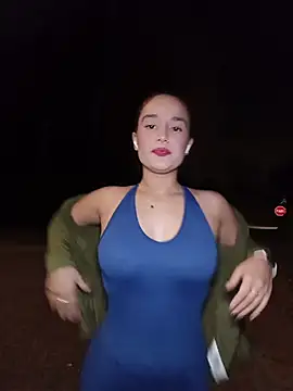 isabella ferrer99 online show from May 29, 2026, 4:54 am