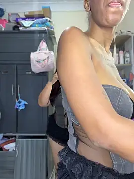 georgis   online show from April 29, 2026, 12:16 am