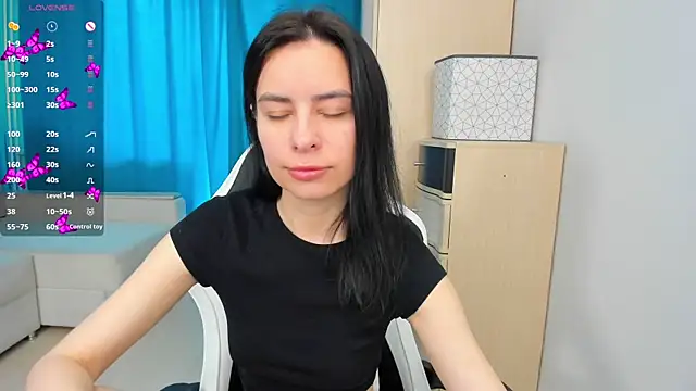 Snapshot of Horny__Nikki chatting on July 23, 2026, 9:51 am Horny Nikki online show from July 23, 2026, 9:51 am