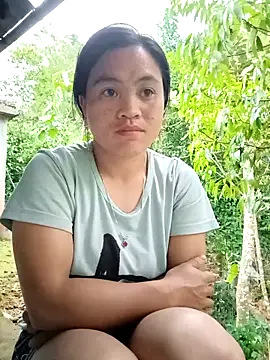 Snapshot of Mayxinh_love chatting on May 24, 2026, 10:26 pm Mayxinh love online show from May 24, 2026, 10:26 pm