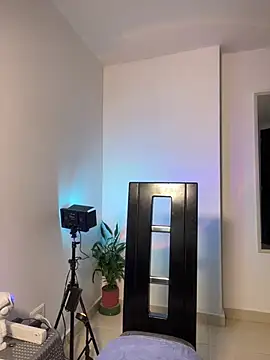 zhara 1198 online show from April 15, 2026, 12:34 pm