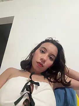 Snapshot of Nicole_Cute04 chatting on March 5, 2026, 12:06 am Nicole Cute04 online show from March 5, 2026, 12:06 am