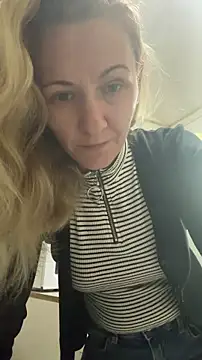 Secret Ladyx online show from May 5, 2026, 5:04 am