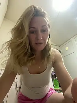 Secret Ladyx online show from May 10, 2026, 4:06 am