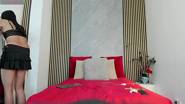 SelenneAndApollo online show from April 17, 2026, 10:18 am