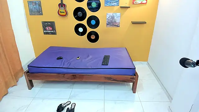 lilithevil32 online show from March 21, 2026, 1:54 am