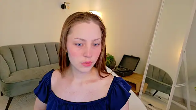 Snapshot of I_m_Regina chatting on July 20, 2026, 5:55 am I m Regina online show from July 20, 2026, 5:55 am