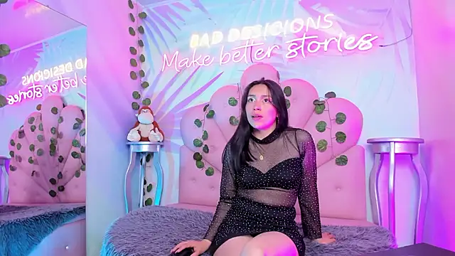 MaddyFerrer online show from March 23, 2026, 12:42 pm